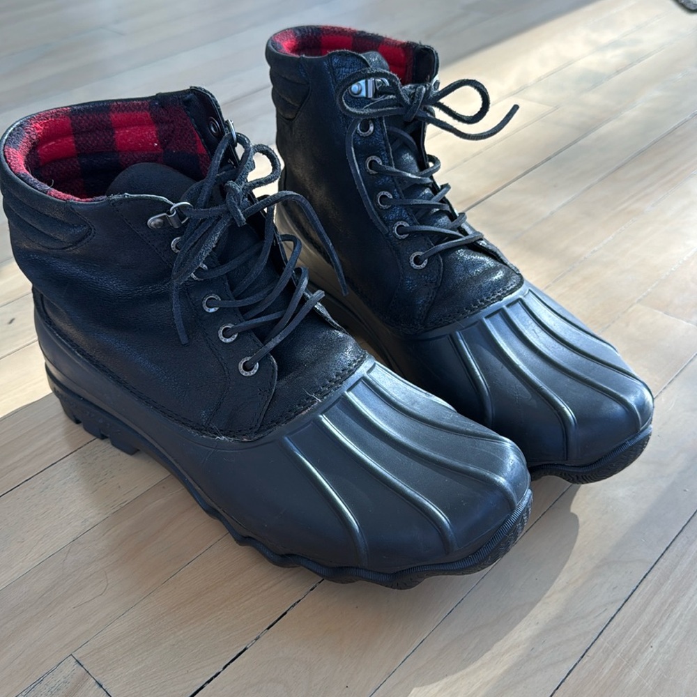 SPERRY TOPSIDER Men’s Insulated Waterproof Black BOOTS 9.5